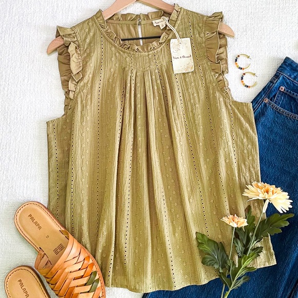 Hem & Thread Tops - Hem & Thread cotton blouse.